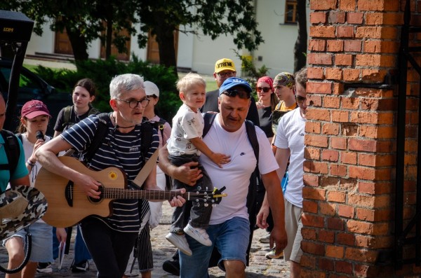 515500301 744966751210127 n 515500301 744966751210127 n