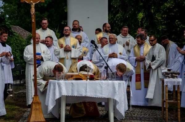 516846871 750130157360453 n 516846871 750130157360453 n